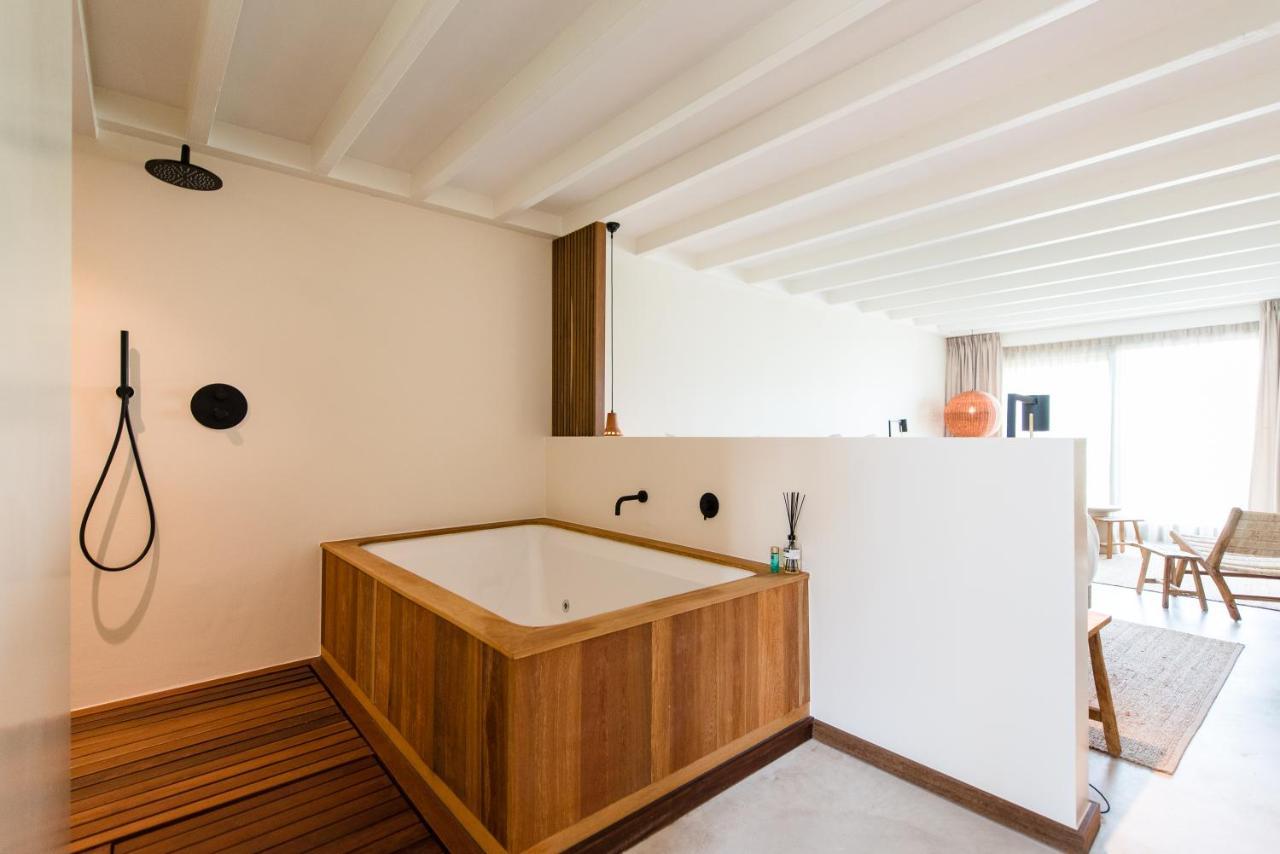 Van Heeckeren Apartments & Suites Nes Nes  Luaran gambar