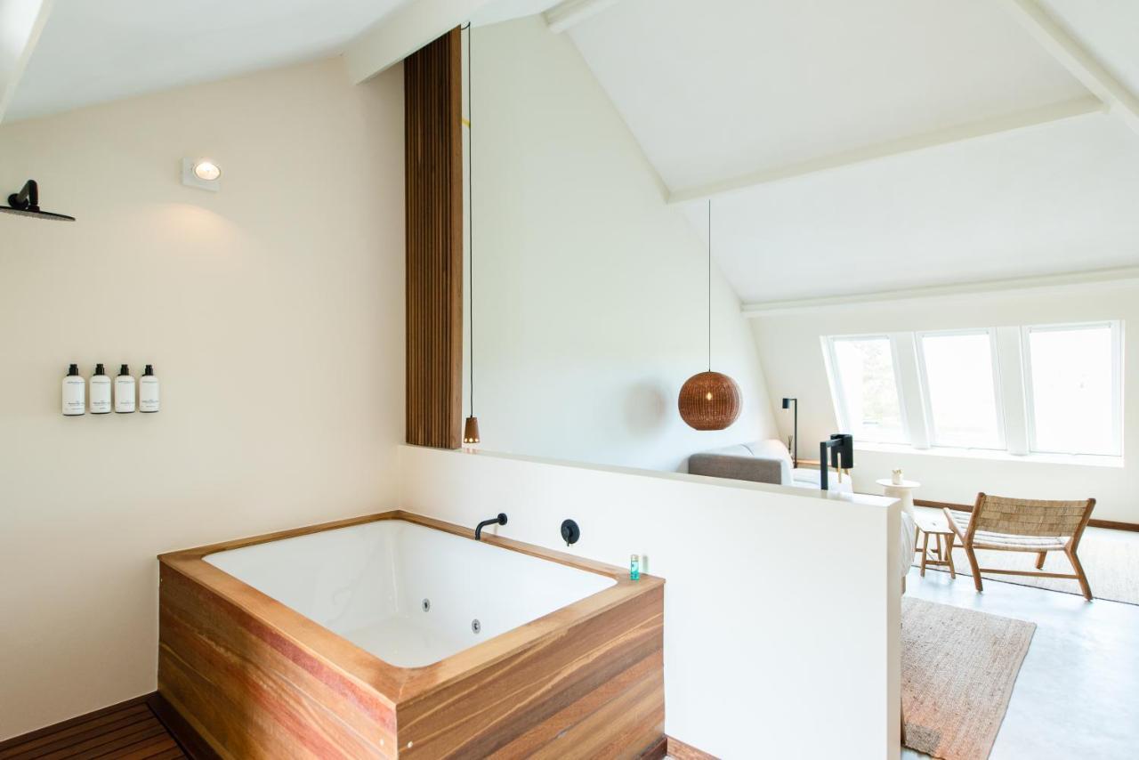 Van Heeckeren Apartments & Suites Nes Nes  Luaran gambar